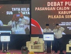 Tunjukan Tiga ”Kartu Sakti”,  Fallas – Ridwan Tampil Memukau dalam Debat Pilkada