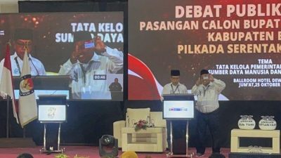 Tunjukan Tiga ”Kartu Sakti”,  Fallas – Ridwan Tampil Memukau dalam Debat Pilkada