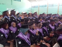 Universitas Bhamada Slawi Gelar Wisuda dan Angkat Sumpah Profesi 495 Lulusan Diploma dan Sarjana