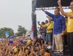 Ribuan Massa Golkar Kabupaten Tegal Senam Bersama di Lapangan Margasari