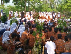SMPN 2 Bumiayu Gelar Salat Gaib dan Kibarkan Bendera Setengah Tiang untuk Dua Siswa yang Meninggal Akibat Tersambar Petir