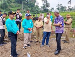 Korban Tanah Bergerak di Sridadi Brebes Akan Dapat Bantuan Rumah Tahan Gempa Ruspin