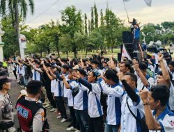 Puluhan Buruh Kabupaten Tegal Demo Kantor Bupati, Tuntut Kenaikan UMK