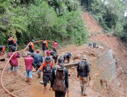 Longsor di Salem Brebes, 1.200 Warga Masih Mengungsi