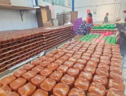 Tiga Pekan Jelang Imlek, Pesanan Kue Keranjang Masih Sepi