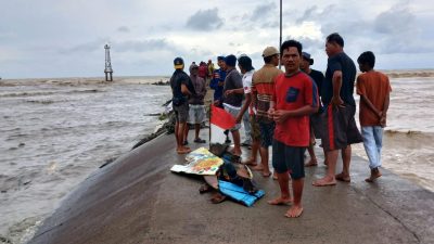 Cuaca Buruk, Satu Kapal Nelayan di Tanjungsari Tenggelam