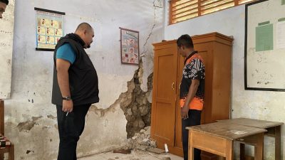 Libur Tak Halangi Ketua Komisi IV DPRD Brebes Cek Sekolah Rusak