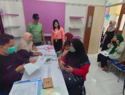 Masyarakat Kota Tegal Antusias Mengikuti Pemeriksaan Kesehatan Gratis