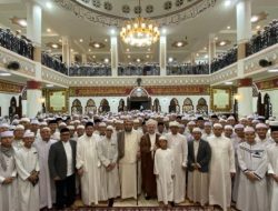 Ulama Brazil dan Jordania Beri Tauziah Santri Tazakka