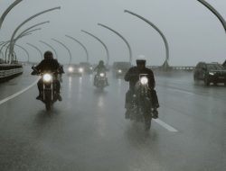 Tips Mudik Aman Saat Musim Hujan, Hindari Genangan Air!!!