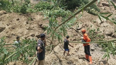 Tanah Longsor di Galuhtimur Brebes, Satu Orang Diduga Tertimbun