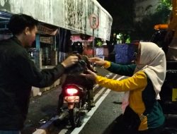 Ibu-Ibu Perhutani Rela Malam-Malam Turun ke Jalan, Ngapain?