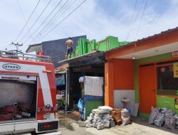 Sebuah Rumah Terbakar Gegara Anak-anak Bermain Petasan