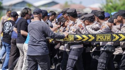 Kapolres Brebes Larang Anggotanya Gunakan Senpi Saat Penanganan Unjuk Rasa