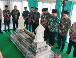 Bupati dan Forkopimda Ziarahi Makam Pendiri Kabupaten Tegal