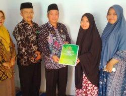 Kepala Kemenag Tegal Berikan Santunan ke Keluarga Jemaah Haji yang Wafat di Madinah