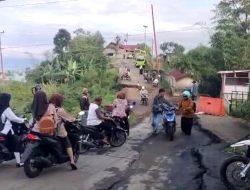 Jalan Provinsi di Sirampog Brebes Ambles Lagi, Akses Kendaraan Terganggu