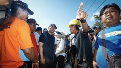 Disambangi Gubernur Jateng, Warga Korban Banjir Sayung Semringah
