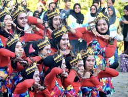 Di Tegal Buruh Tak Gelar Demo, Tapi Berjoget Ria