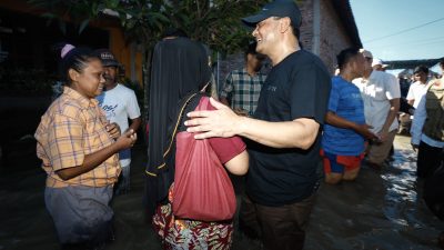 Ditinjau Ahmad Luthfi, Ini Curhatan Warga Korban Banjir Rob di Sayung