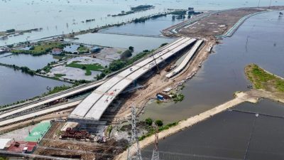 Pakar dari Undip Tegaskan Tanggul Laut Jadi Jalan Keluar Banjir Rob Sayung