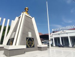 Monumen Yos Sudarso : Nyali Laut Aru Abadi di Kota Bahari