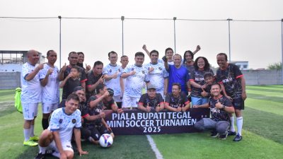 Dinkes Juara 1 Turnamen Mini Soccer Piala Bupati Tegal 2025, Bupati Cetak Gol Saat Pertandingan Eksebisi
