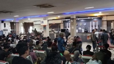 Samsat Brebes Diserbu Warga di Hari Terakhir Program Pemutihan Pajak