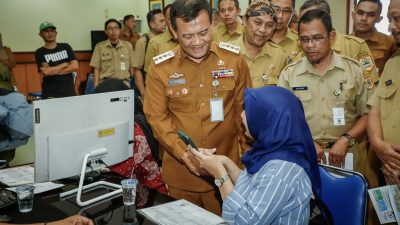 Ahmad Luthfi Minta Bupati dan Wali Kota Siapkan Skema Gratiskan SD-SMP Swasta