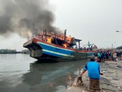 ABK Kapal Terbakar di Pelabuhan Jongor Masih Kritis