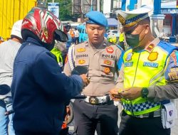 Propam Polres Tegal Kota, Awasi Petugas Tilang Pengendara