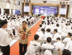 Ahmad Luthfi Lepas 1.910 Mahasiswa KKN Tematik RTLH di Kudus