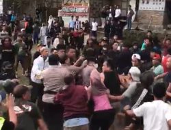 Suporter Adu Jotos Ricuh Usai Semifinal Dukuhturi FC Melawan Porwa FC