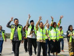 Penerbangan Perdana Semarang ke Karimunjawa Dilepas Ahmad Luthfi, Disambut Antusias oleh Masyarakat
