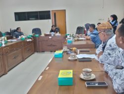 Guru Swasta Minta Kenaikan Bantuan Subsidi Upah