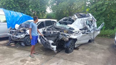 Pajero Tabrak Truk di Tol Semarang–Batang Tiga Tewas