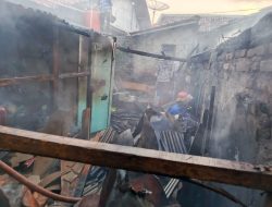 Kebakaran Rumah Warga di Babakan Kramat, 2 Jam Damkar Berhasil Taklukan Api 