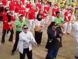 Bupati Brebes Pimpin Senam Massal Pembuka Festival SCTV 35 di Lapangan Asri Bumiayu