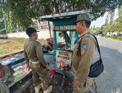 Pembangunan Koridor 1 Mulai Dikerjakan, Satpol PP Bina PKL di Jalan Gajah Mada Slawi