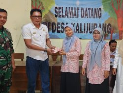 89 Guru dan Kader Posyandu di Kalijurang Brebes Terima Insentif Rp 600.000