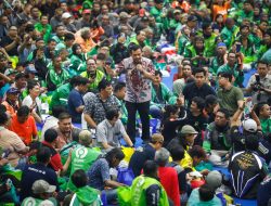 Ahmad Luthfi Umumkan Diskon Pajak Kendaraan dan Bayar SIM Mati Untuk Ojol