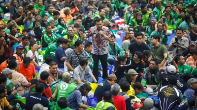 Ahmad Luthfi Umumkan Diskon Pajak Kendaraan dan Bayar SIM Mati Untuk Ojol