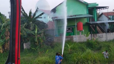 Lewat Jalan Tol, Damkar Kabupaten Tegal Berhasil Padamkan Api di Ponpes Al Manshuriyah Adiwerna Tegal