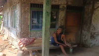Video Rumah Reyot di Brebes Viral di Medsos, Warga Bergerak Swadaya Renovasi