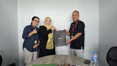 Kolaborasi BPJamsostek Tegal dan Alfamart Dorong Pekerja Aktif Gunakan Aplikasi JMO