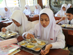 Makanan Bergizi Gratis, Siswa Bisa Menyisihkan Rp5 Ribu per Hari