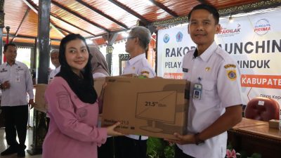 Bupati Paramitha Luncurkan Kios Adminduk, Ini Tujuannya