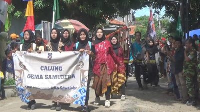Pawai Taaruf Milad Muhamadiah di Wanasari Semarak