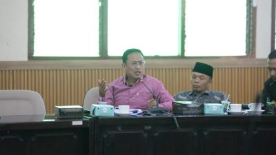 Antisipasi Banjir, Anggota DPRD Kabupaten Tegal, Bakhrun Meminta Masyarakat Gotong Royong Bersihkan Saluran Air