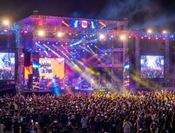 Dewa19 Hibur Warga Brebes di Stadion Karangbirahi
